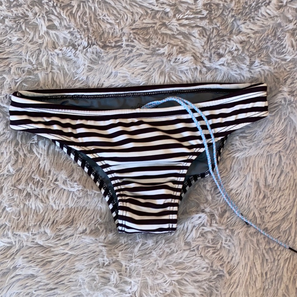 JOLYN STRIPED ANDY BOTTOMS